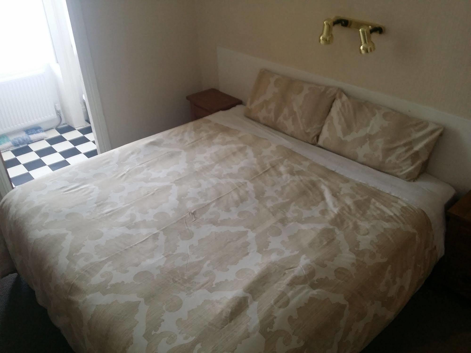 Parkway Guesthouse ดับลิน ภายนอก รูปภาพ